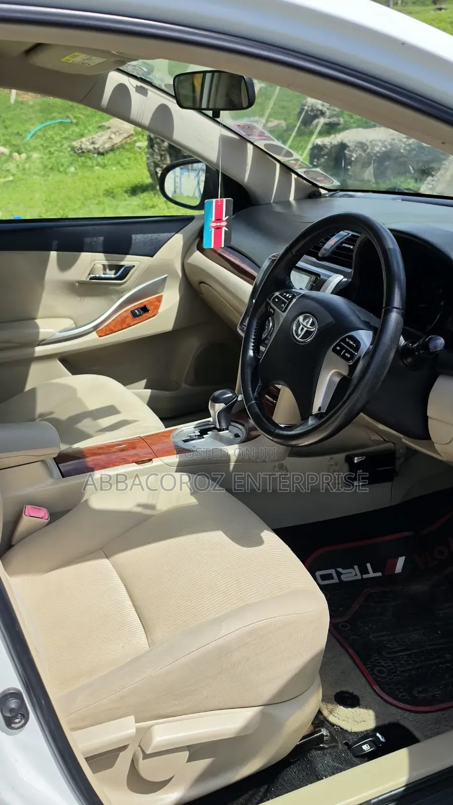 Toyota Premio 2013 White