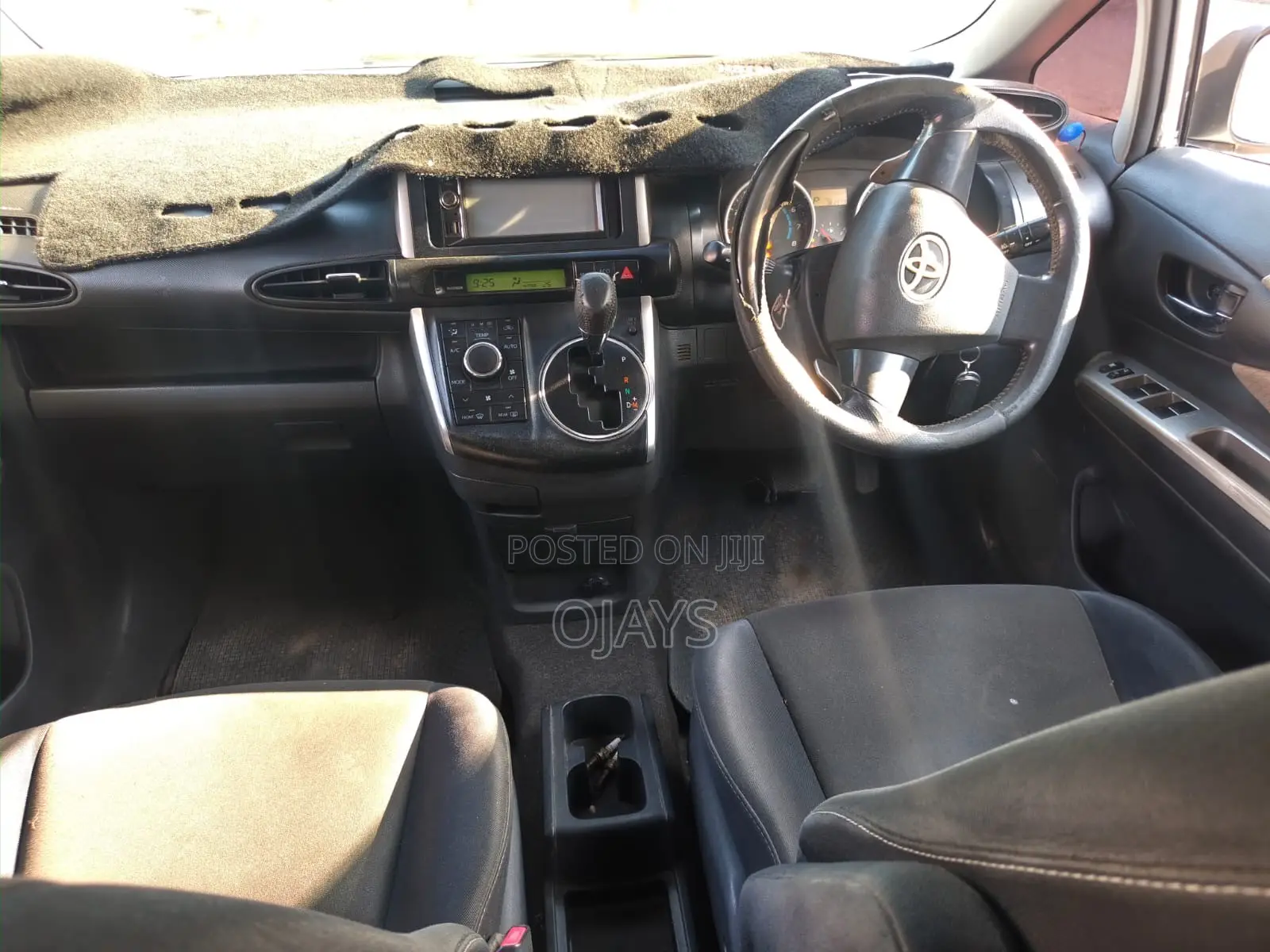 Toyota Wish 2010 White