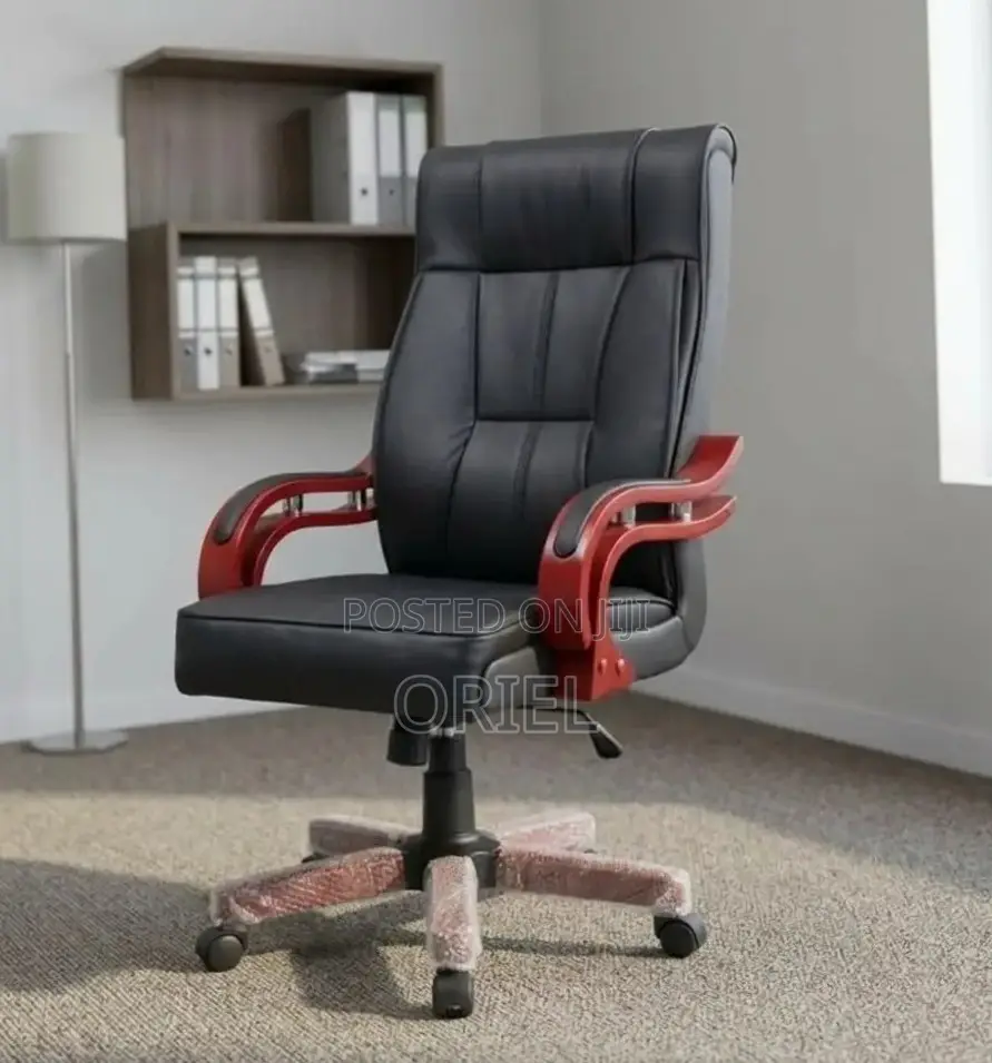 Office Leather Chair : Bliss Leather Swivel Office Chair.