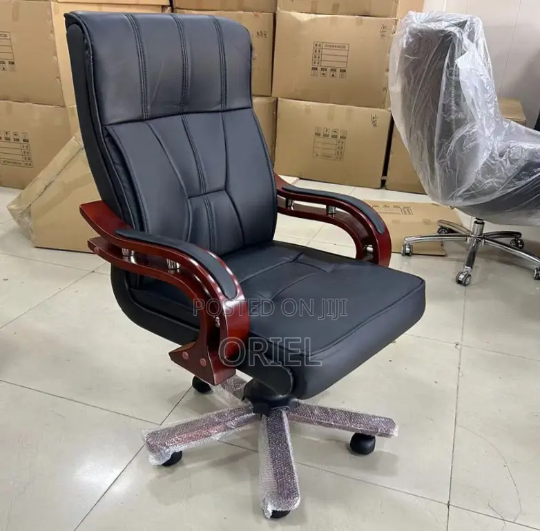 Office Leather Chair : Bliss Leather Swivel Office Chair.