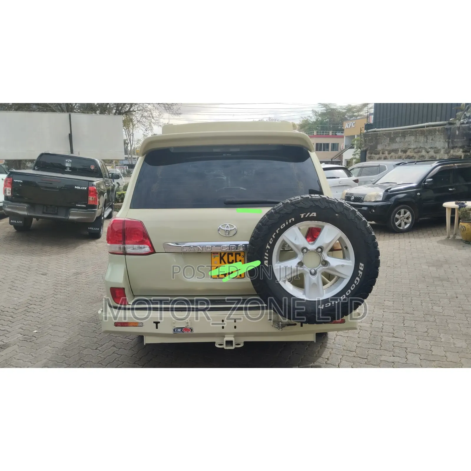 Toyota Land Cruiser 2008 Beige