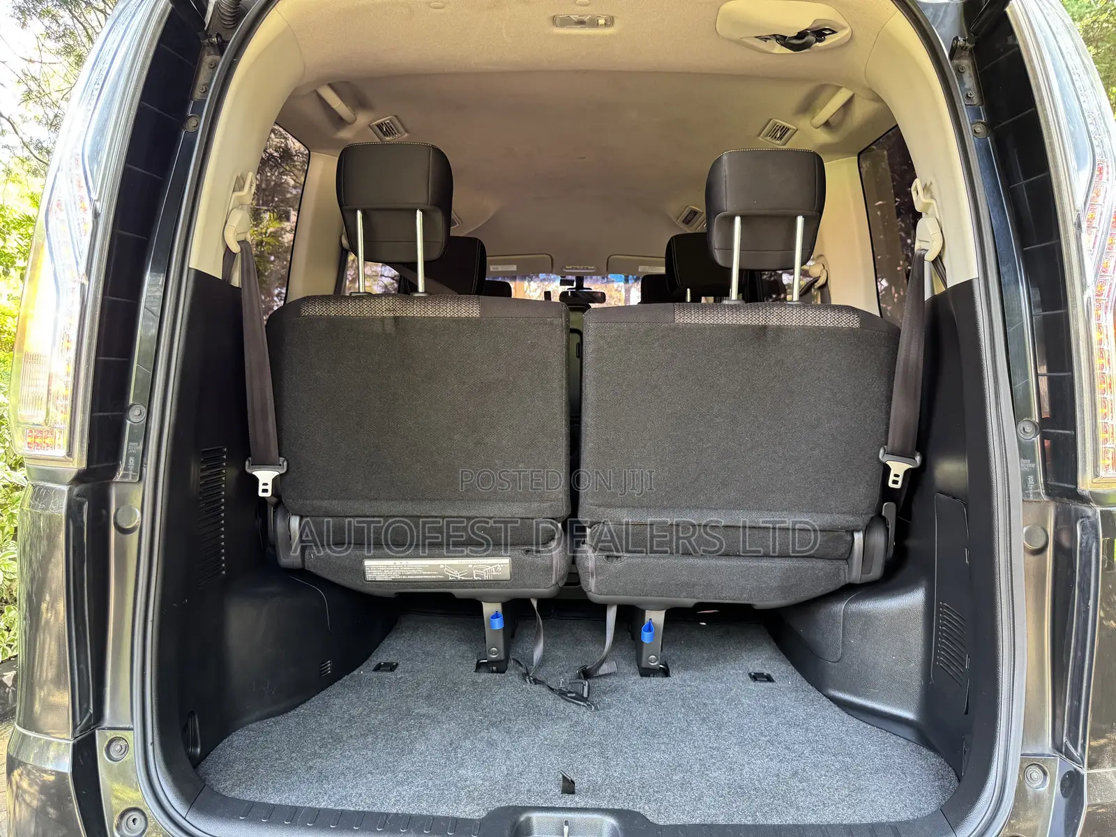 Nissan Serena 2014 Black