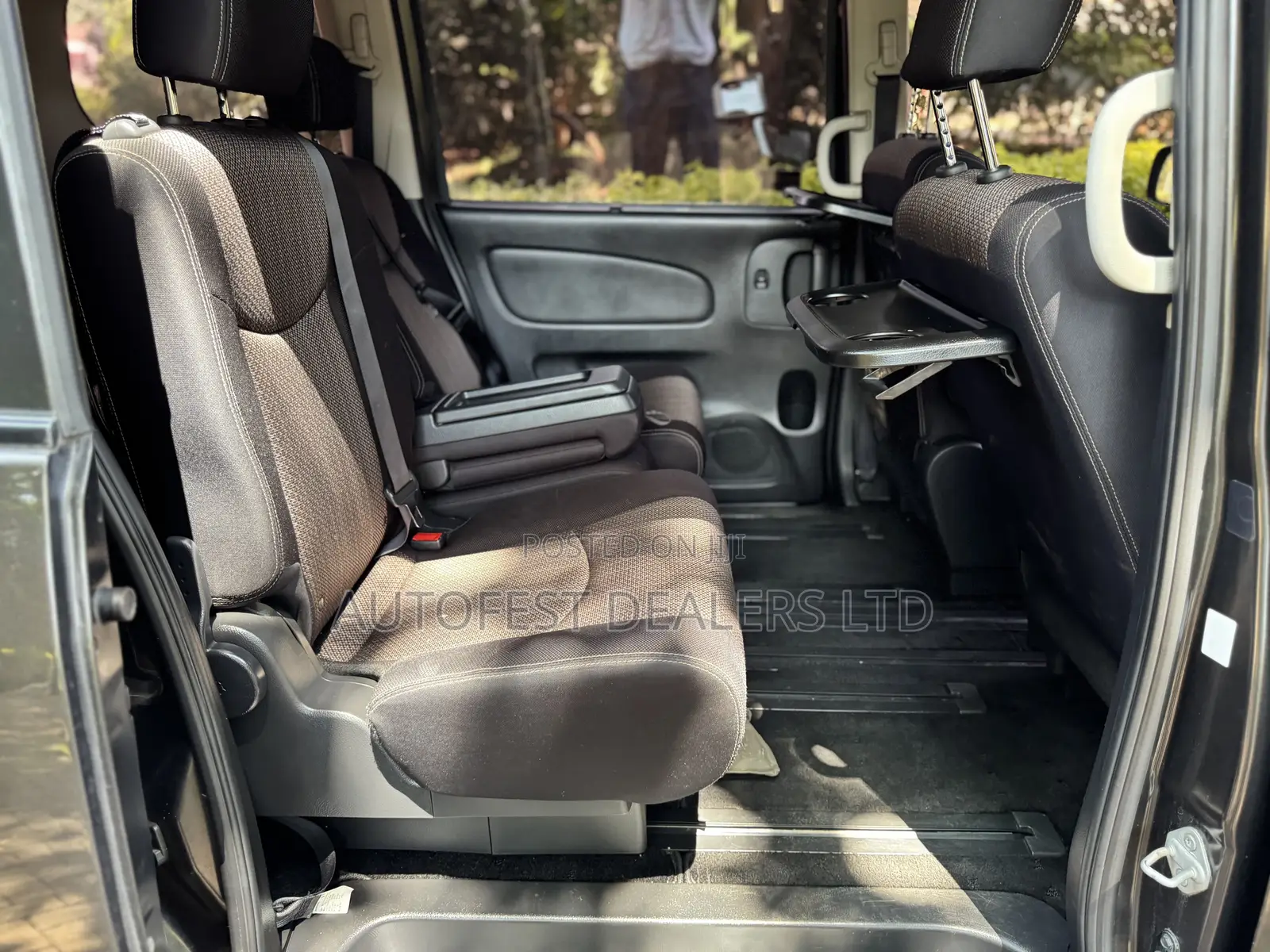 Nissan Serena 2014 Black