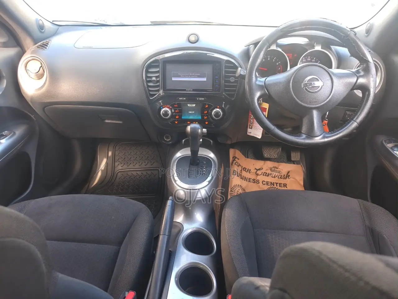 Nissan Juke 2011 Gray