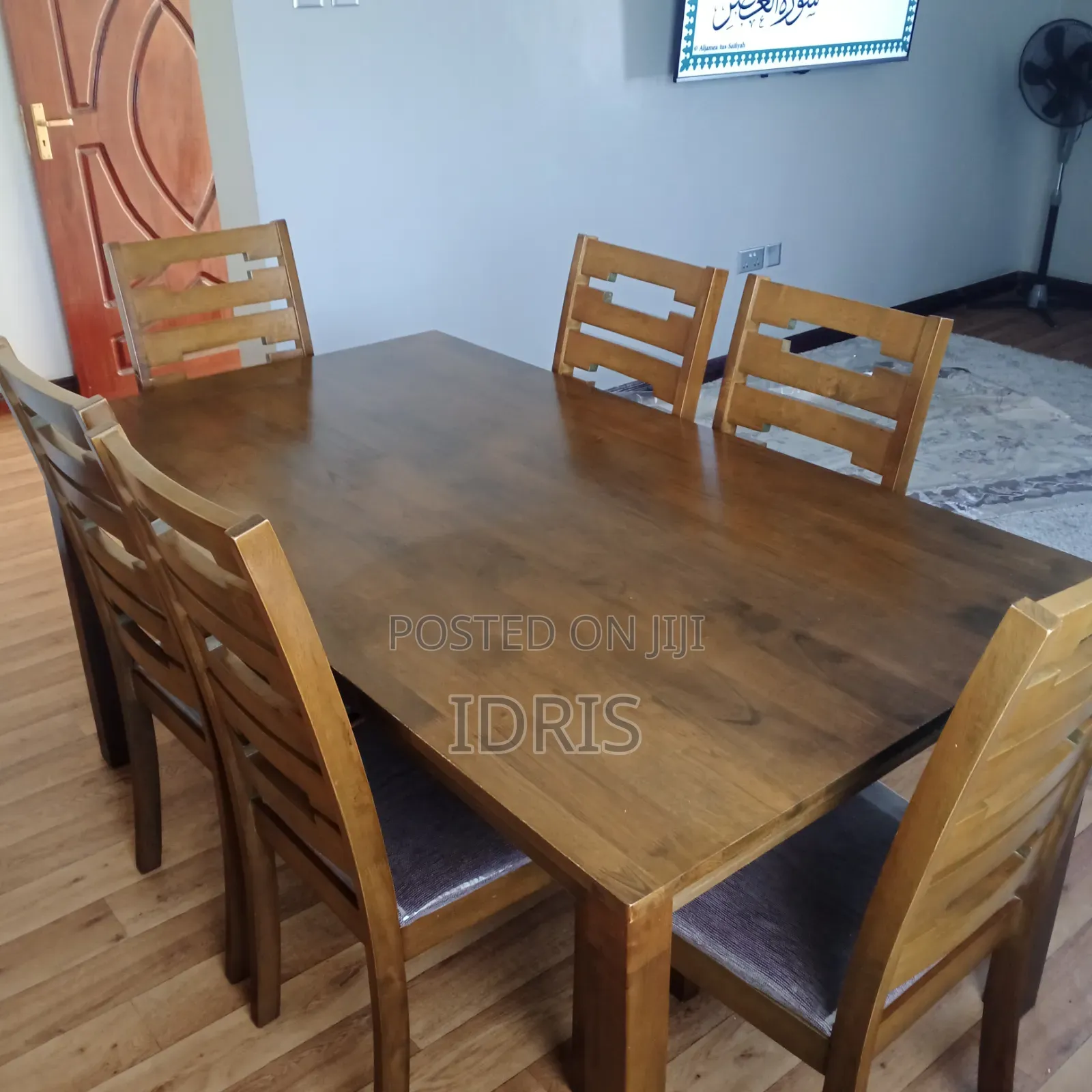 6 Seater Dinning Table