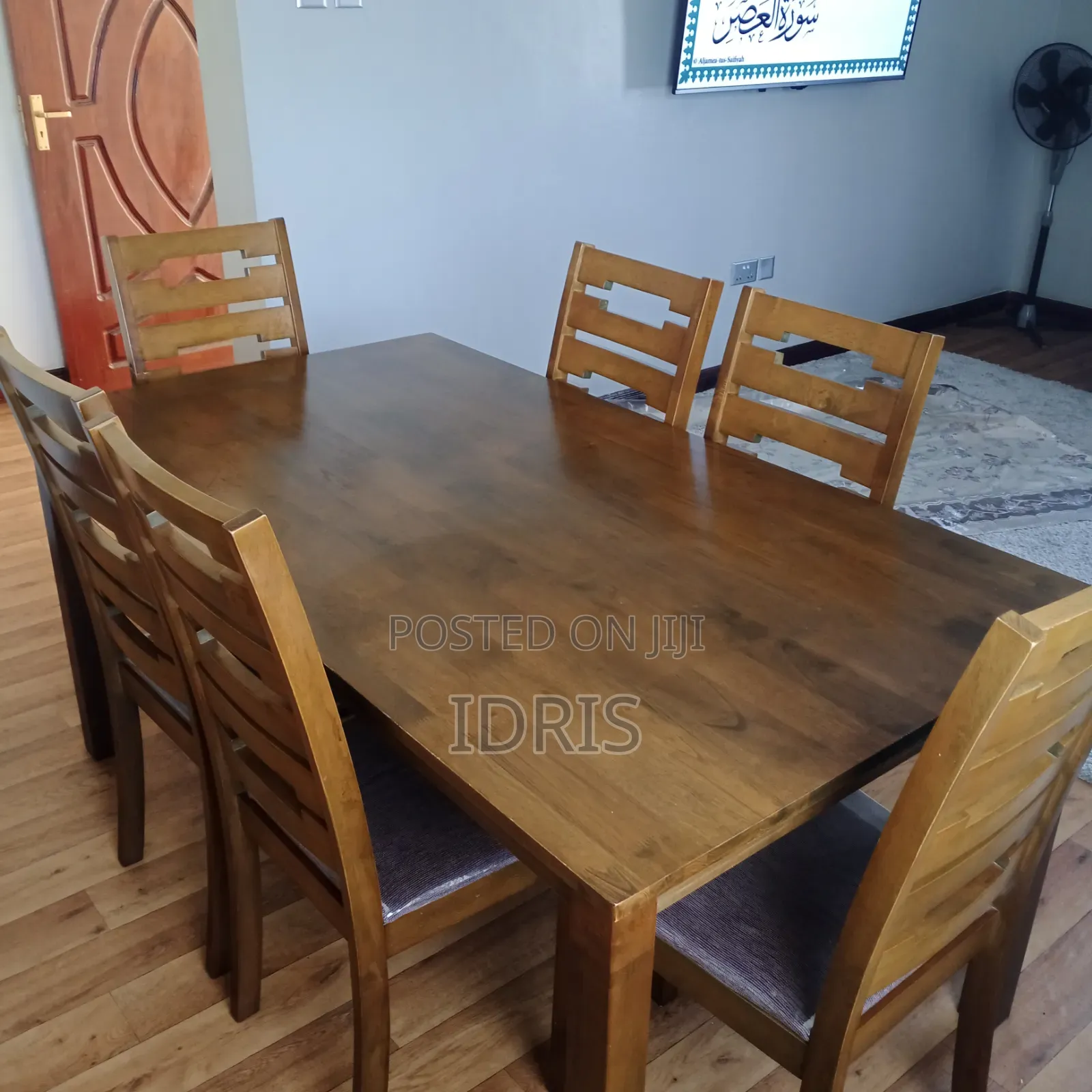 6 Seater Dinning Table