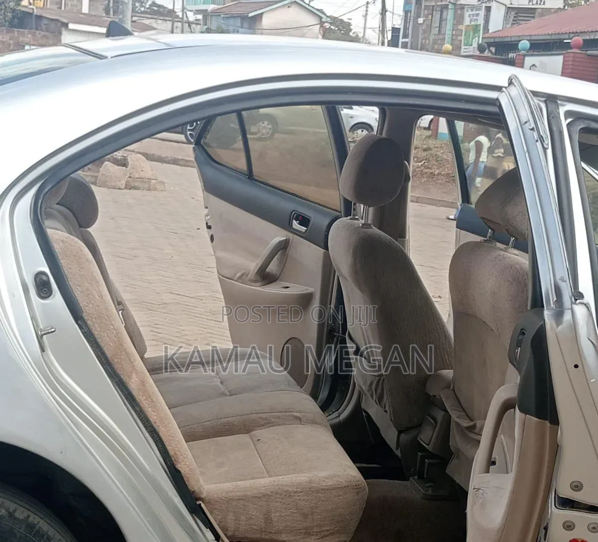 Toyota Premio 2005 Silver