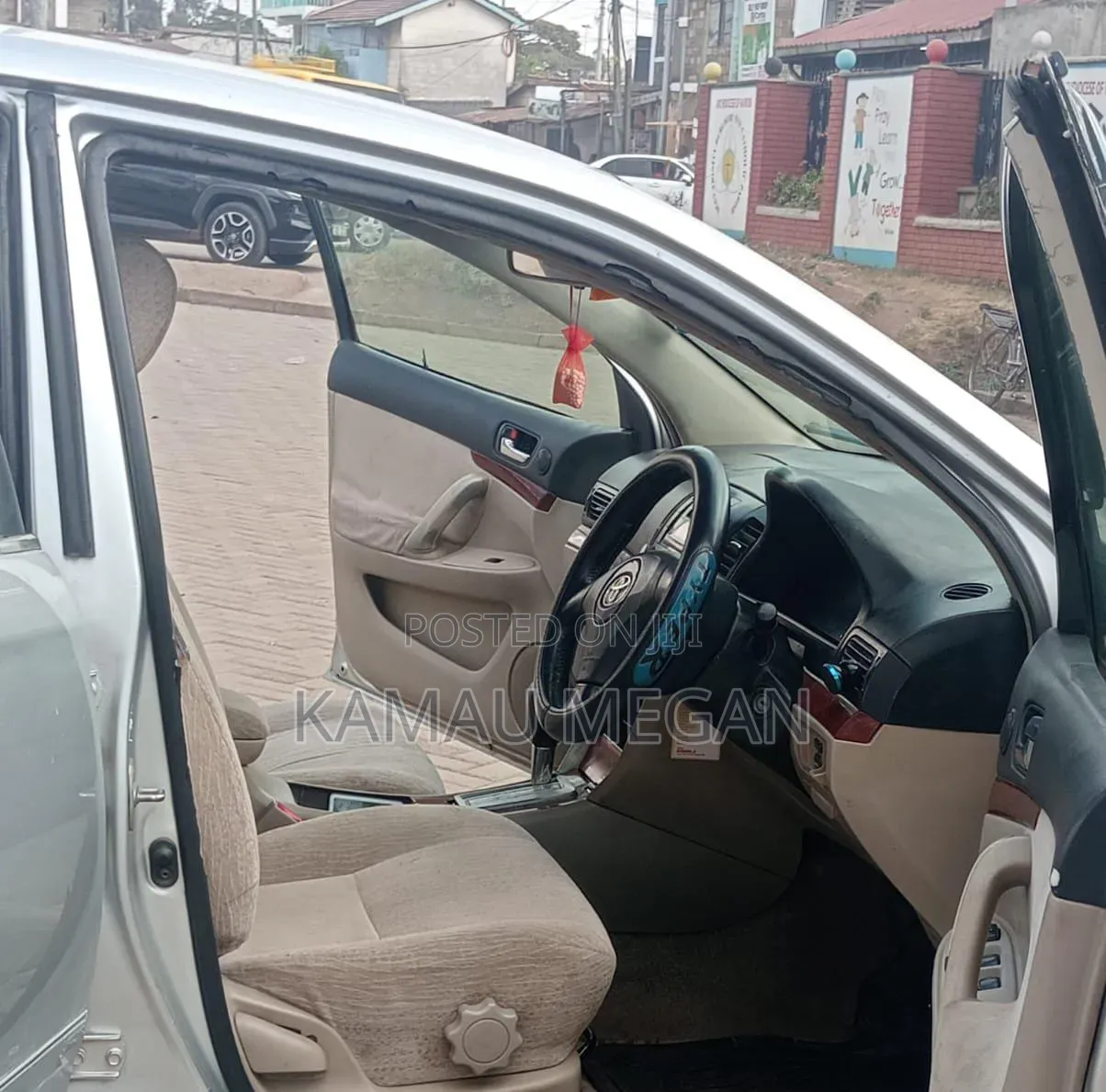 Toyota Premio 2005 Silver