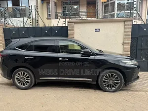 Toyota Harrier 2.0 2017
