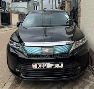 Toyota Harrier 2.0 2017