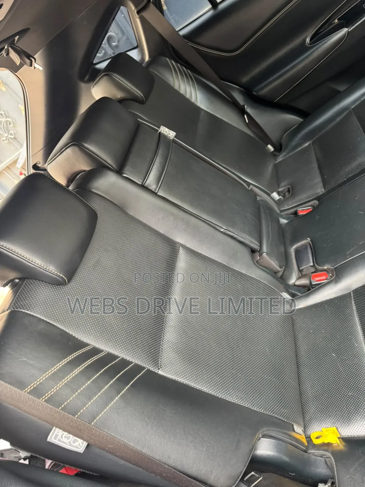Toyota Harrier 2.0 2017