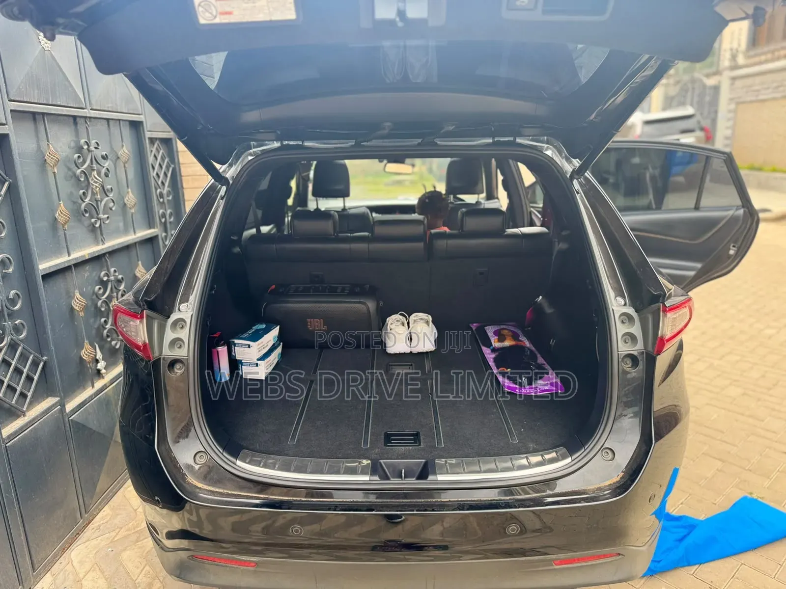 Toyota Harrier 2.0 2017