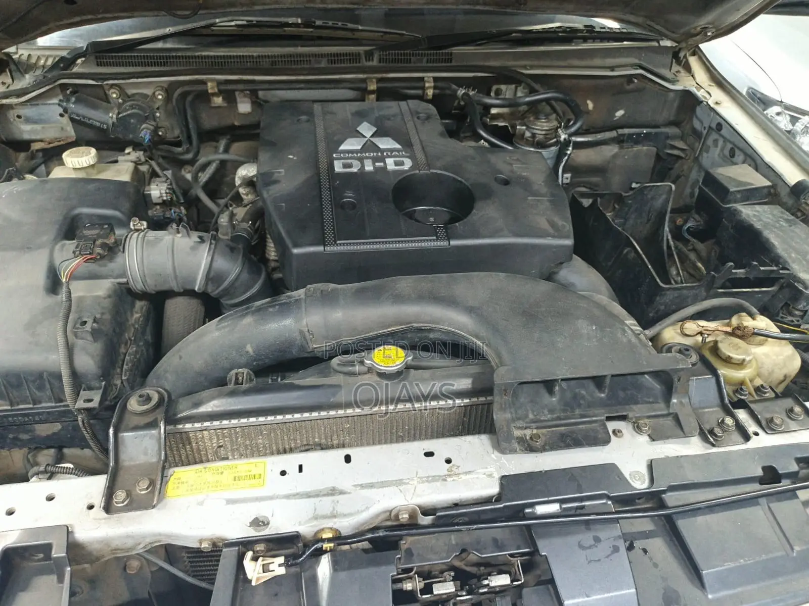 Mitsubishi Pajero 2019 Gray