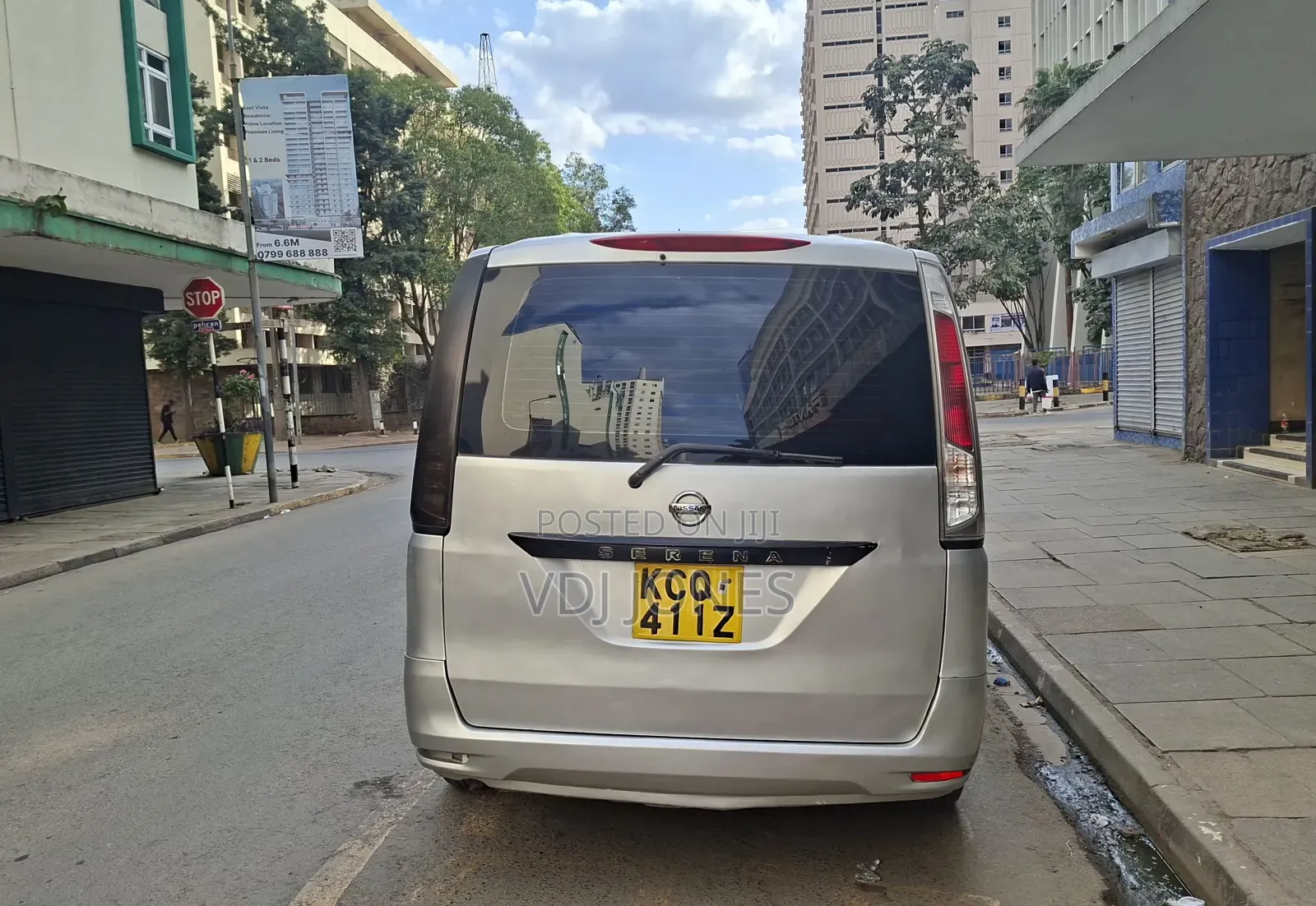 Nissan Serena 2013 Silver
