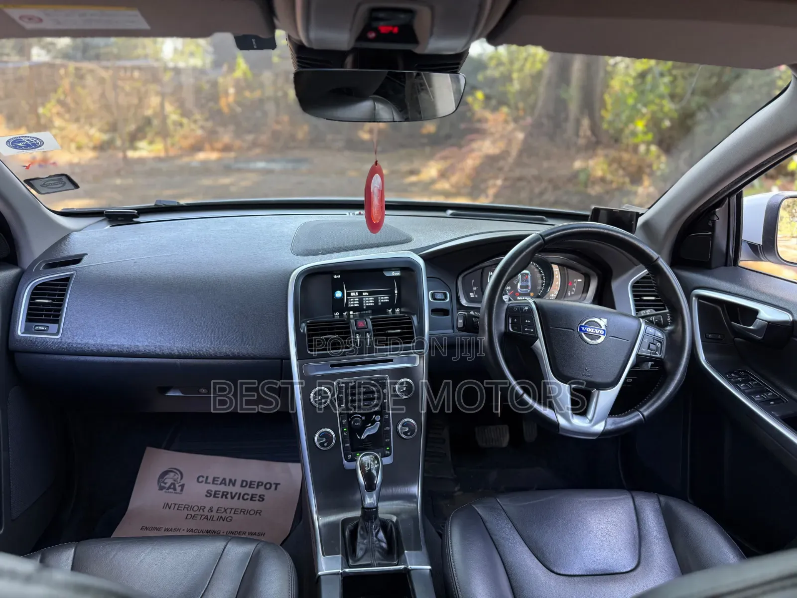 Volvo XC60 2015 White