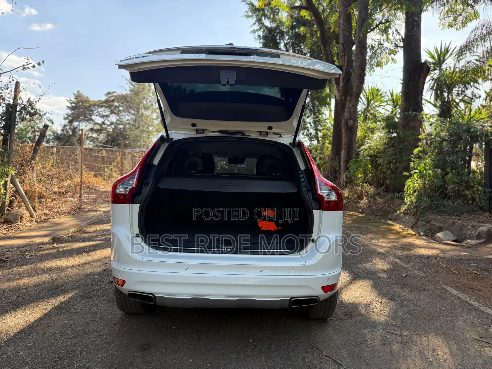 Volvo XC60 2015 White
