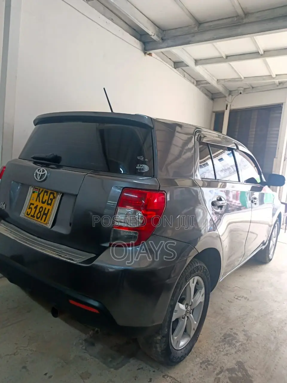 Toyota IST 2009 Gray