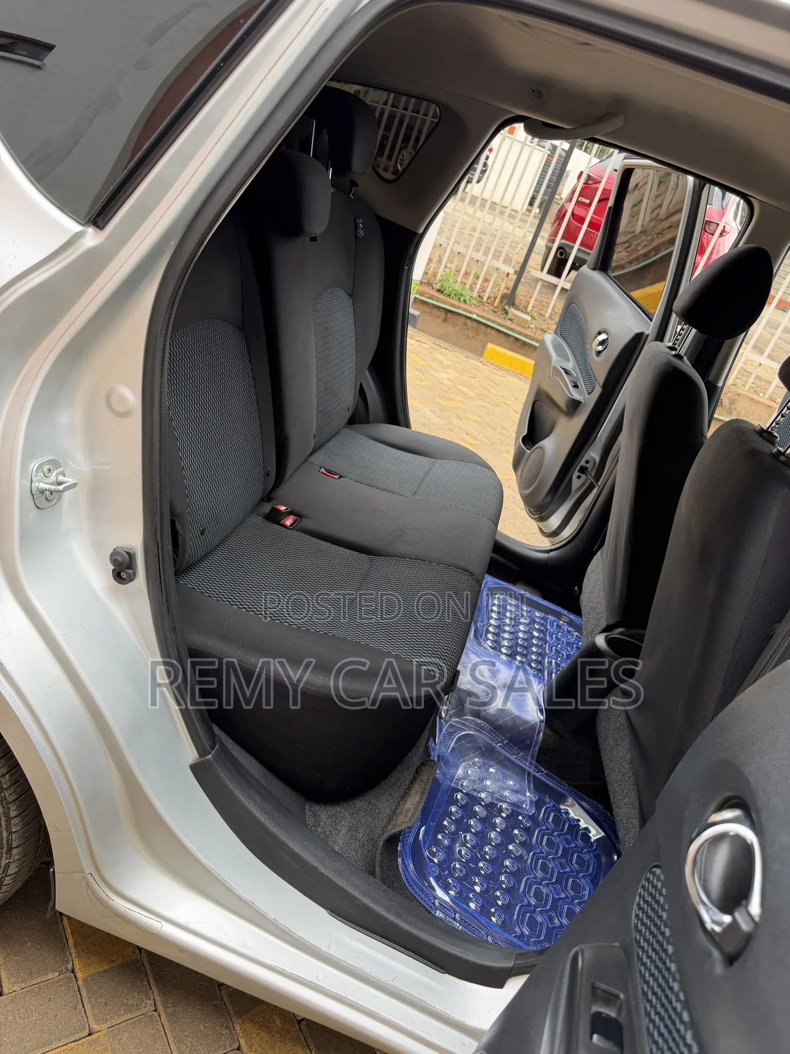 Nissan Note 2015 Burgundy