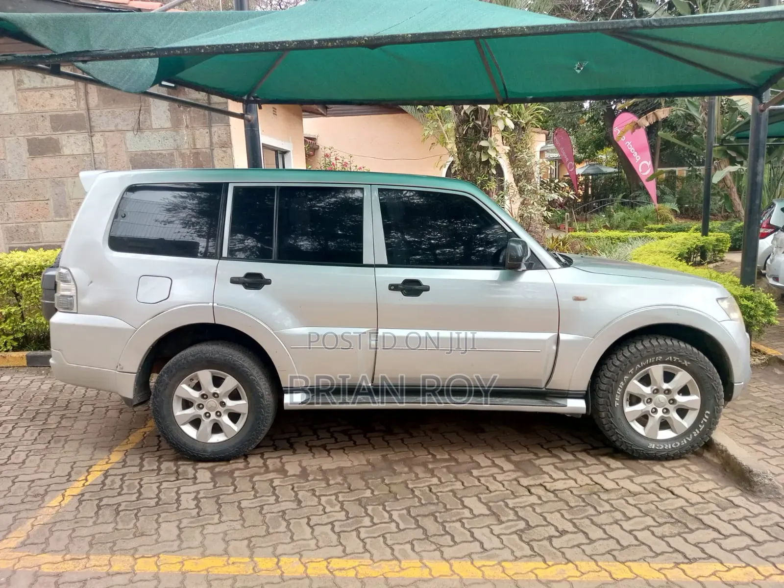 Mitsubishi Pajero V80 3.0 VR-I 2014 Silver