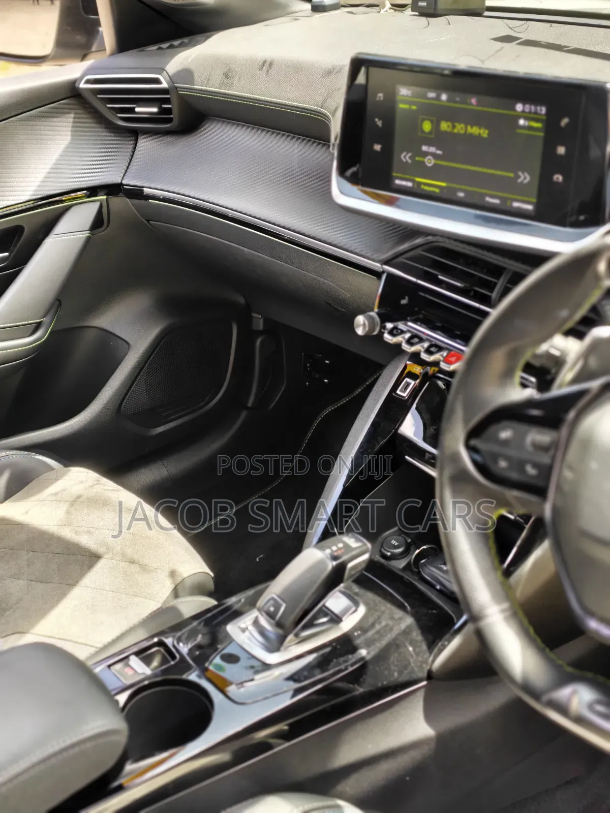 Peugeot 208 2021 White