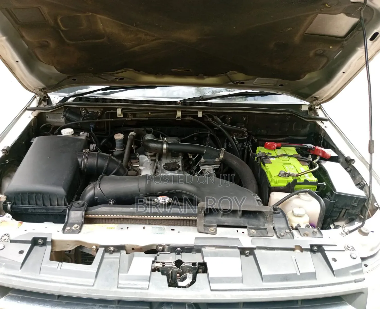Mitsubishi Pajero V80 3.0 VR-I 2014 Silver