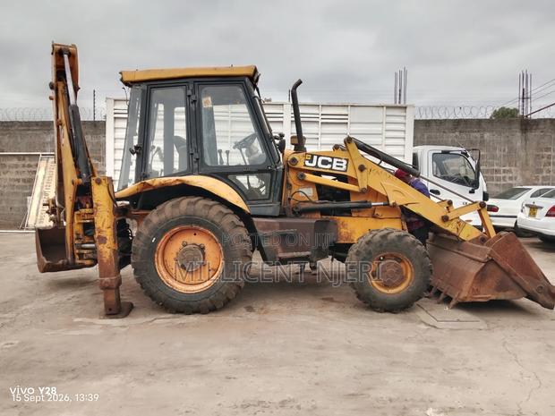 JCB Backhoe - thumbnail 2
