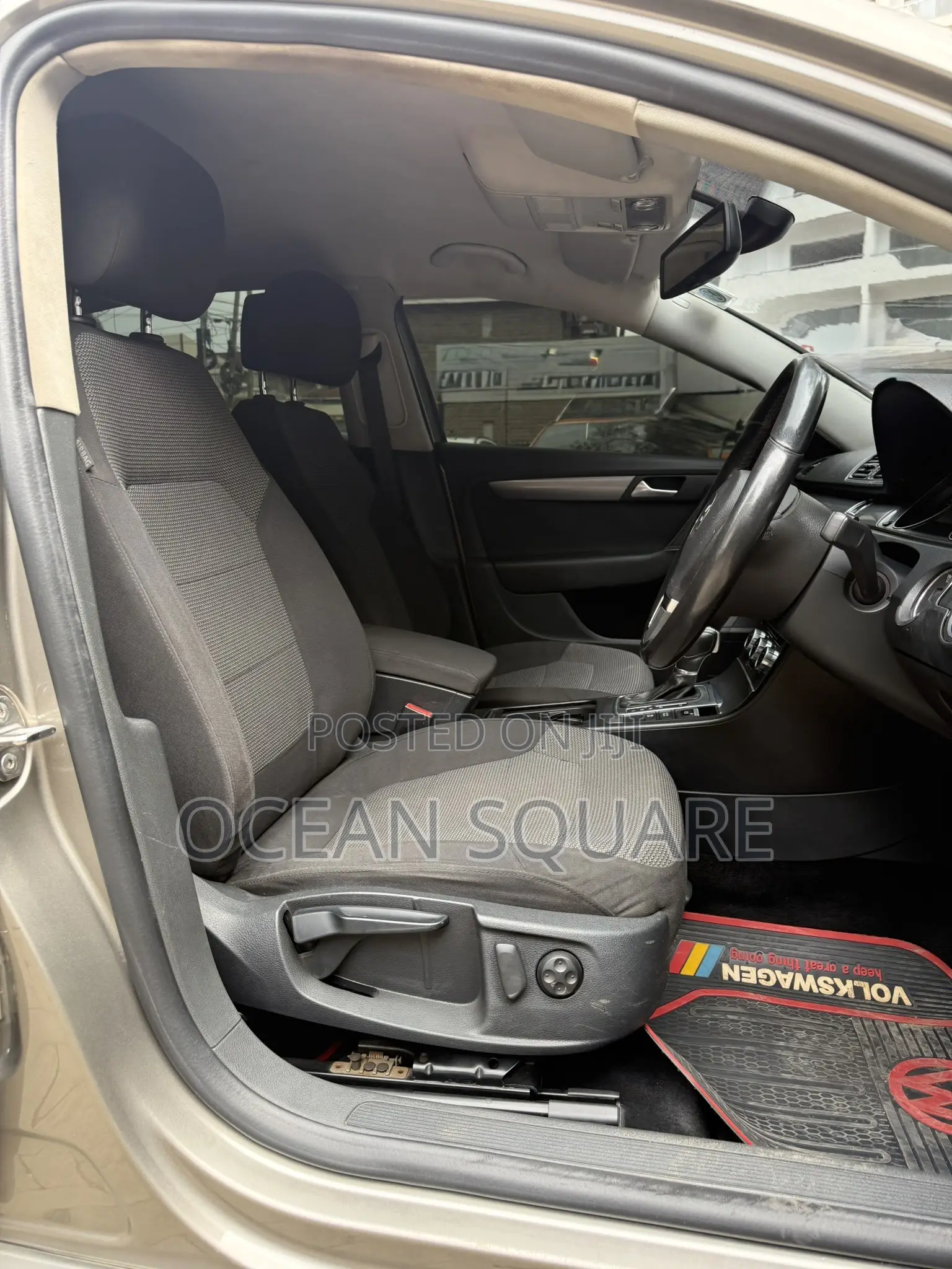 Volkswagen Passat 2014 Brown