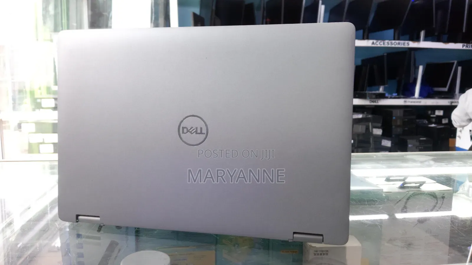 Laptop Dell Latitude 5310 2-in-1 8GB Intel Core i7 SSD 256GB