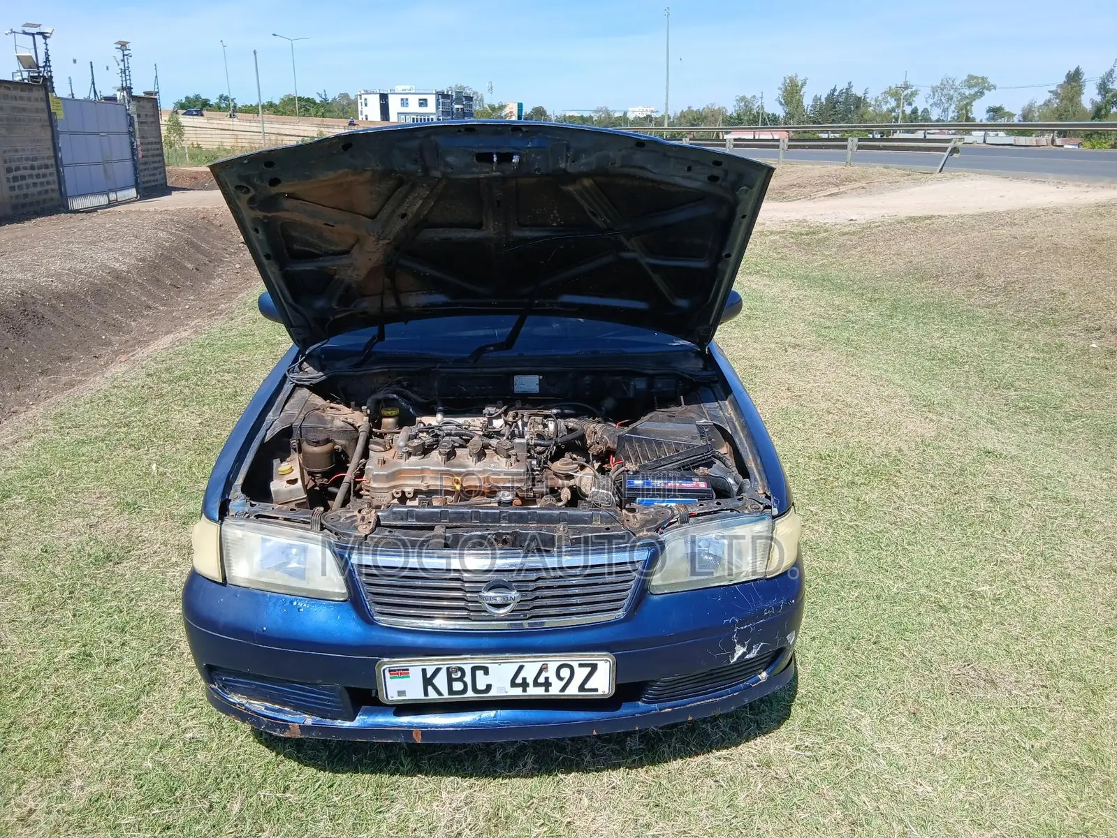 Nissan Sunny 2001 Blue