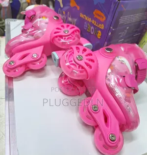 *Adjustable Roller-Skating Shoes.