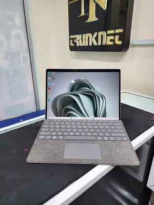 Laptop Microsoft Surface Pro 10 32GB Intel Core Ultra 7 SSD 512GB