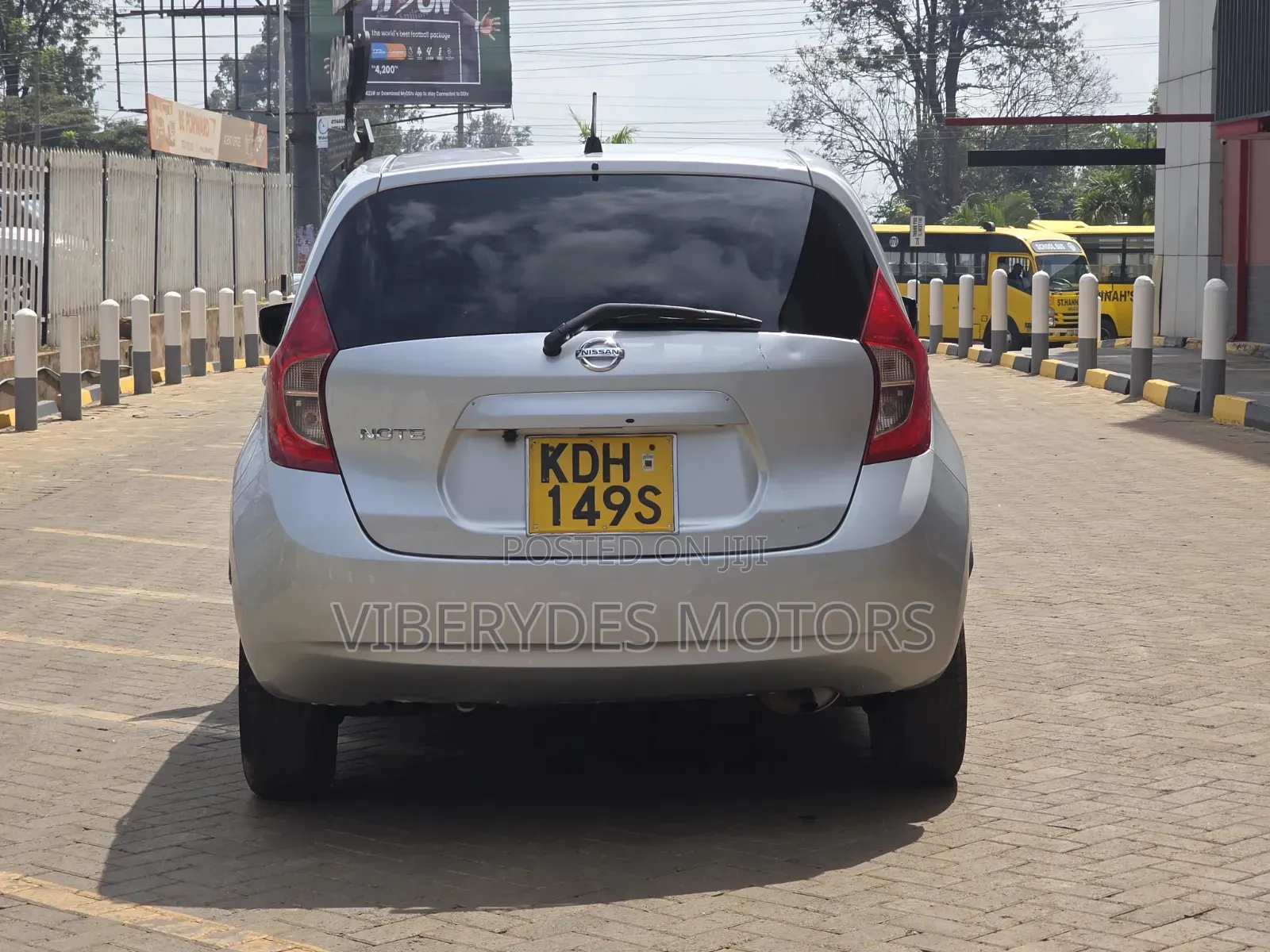 Nissan Note 2015 Silver