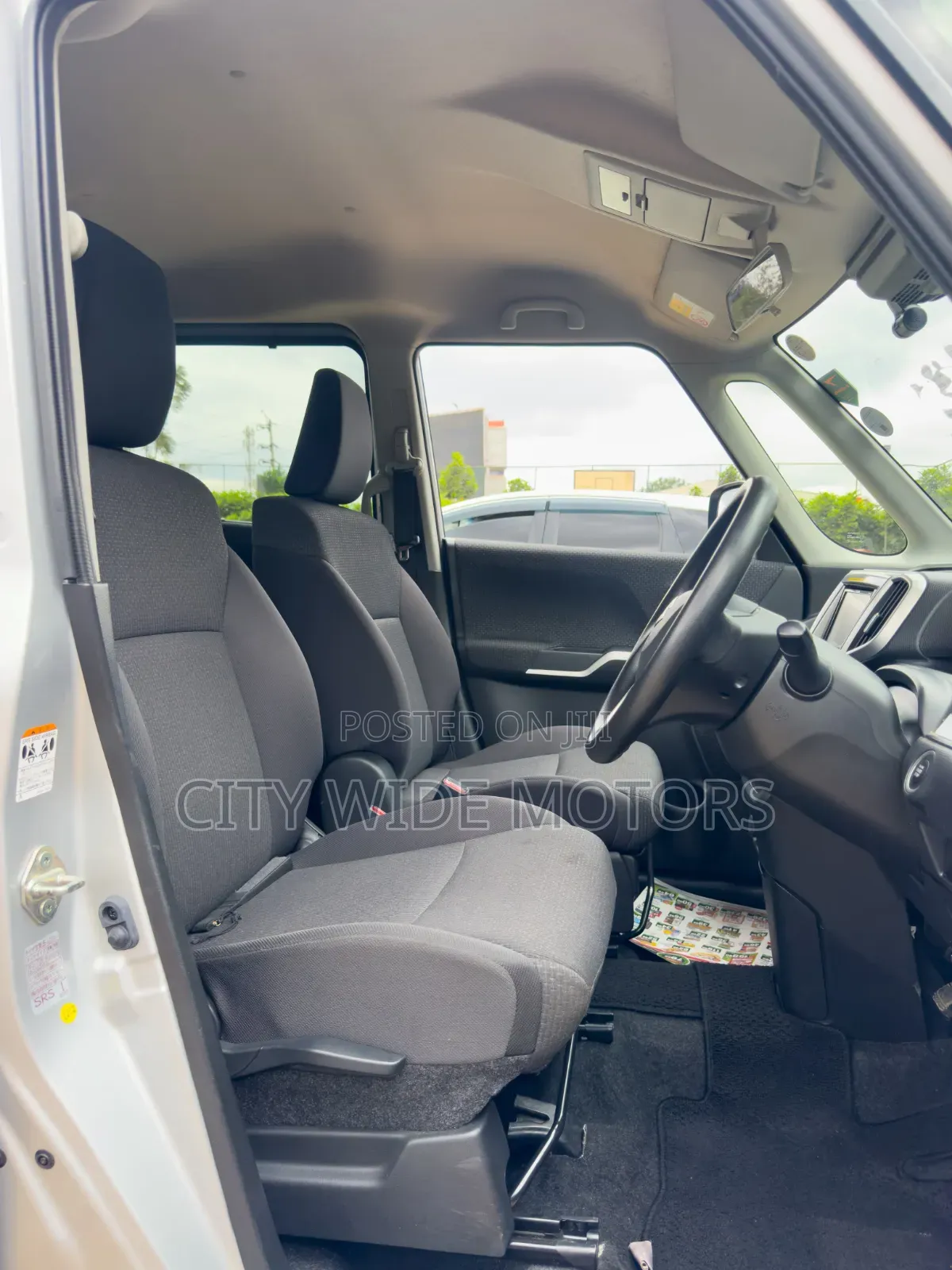 Suzuki Solio Hybrid G 2019 Silver