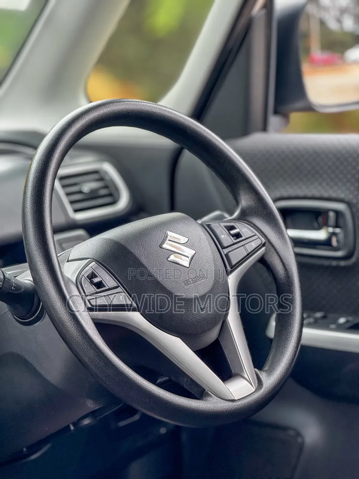 Suzuki Solio Hybrid G 2019 Silver