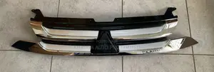 Outlander 2017 Grille