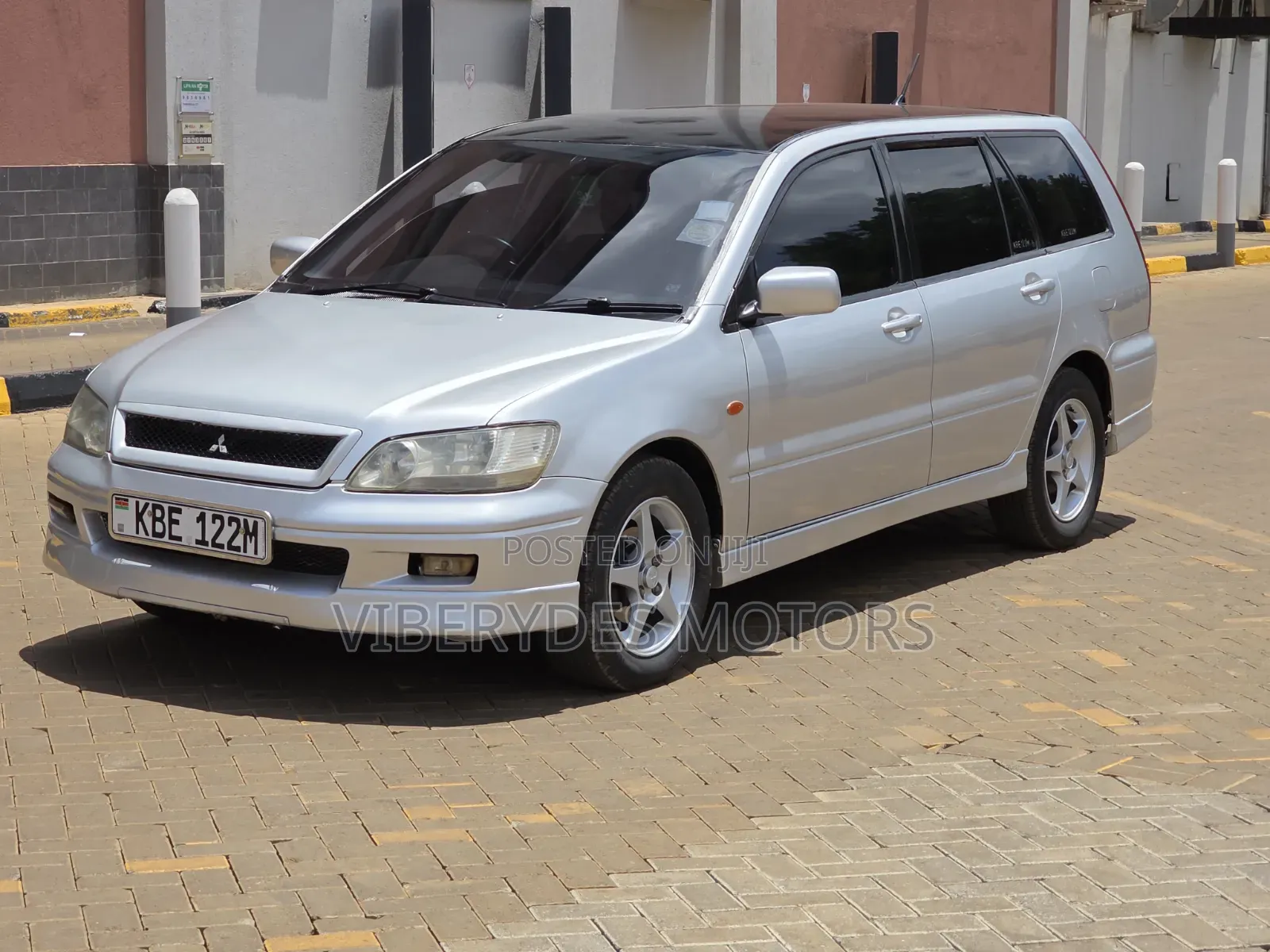 Mitsubishi Lancer 2002 Silver