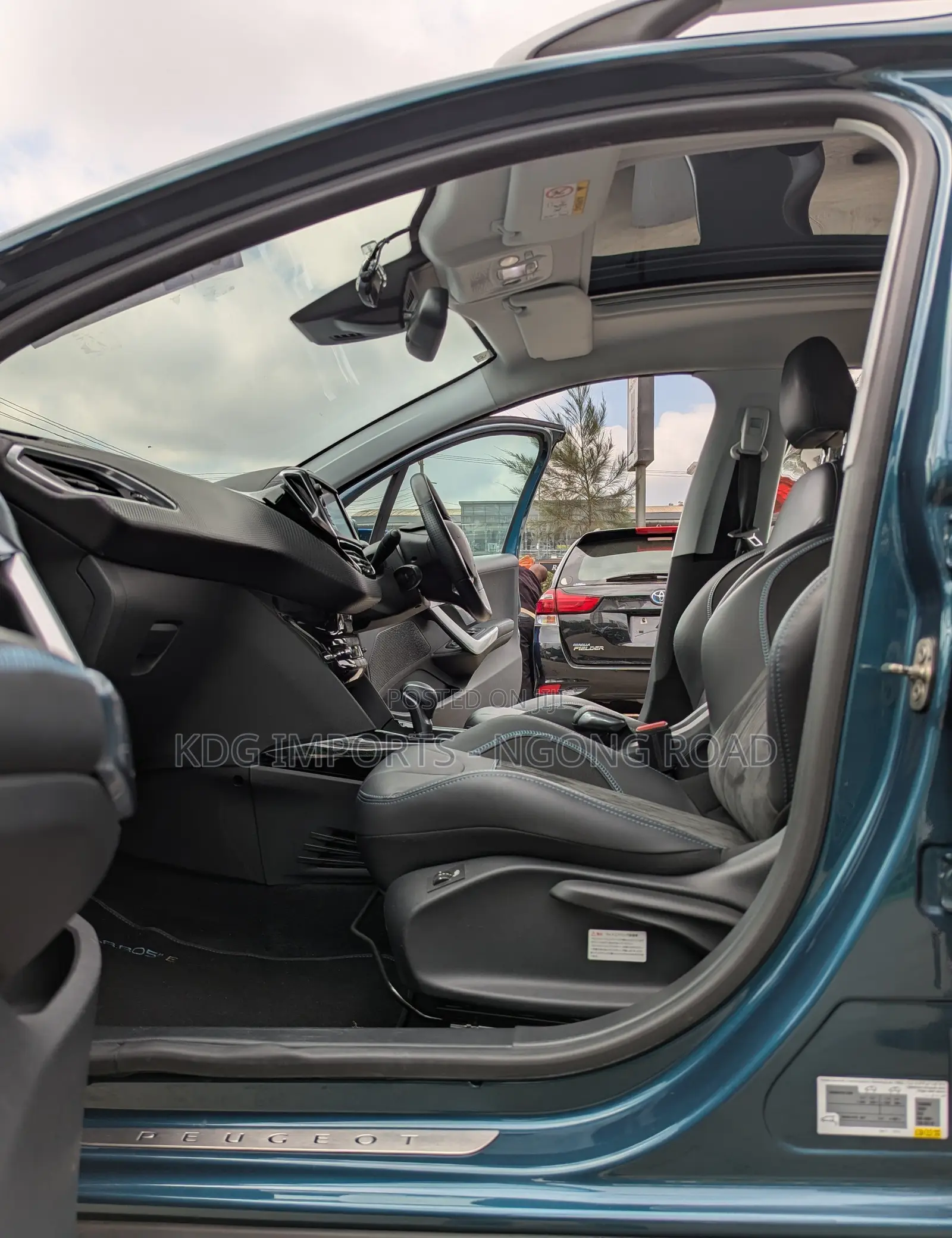 Peugeot 2008 2019 Green