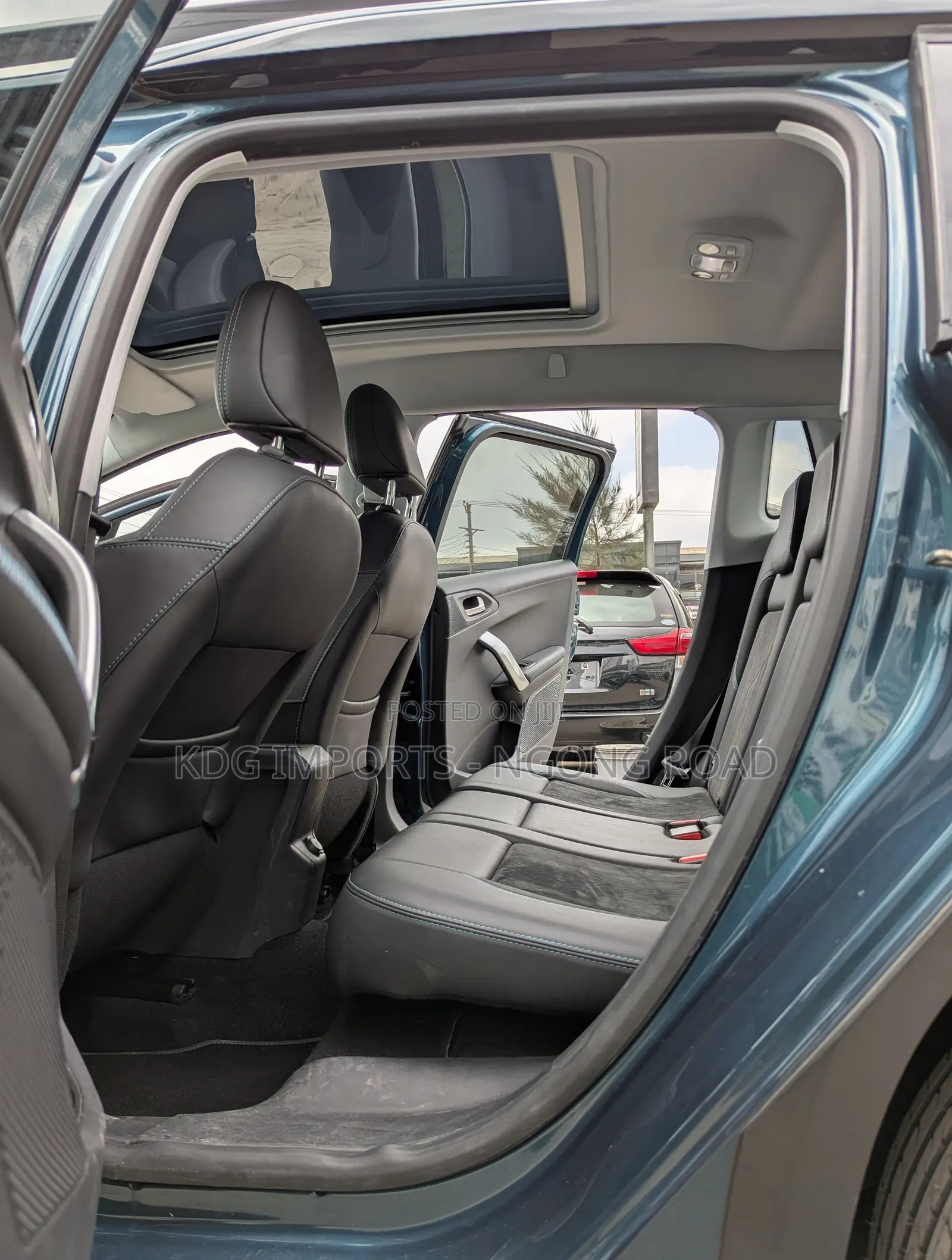 Peugeot 2008 2019 Green