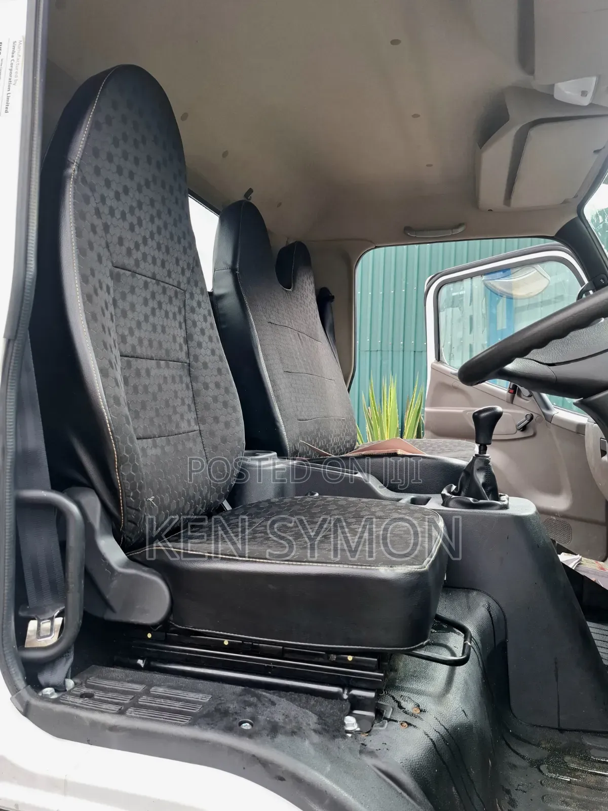 Mitsubishi Fuso F1 2021 White