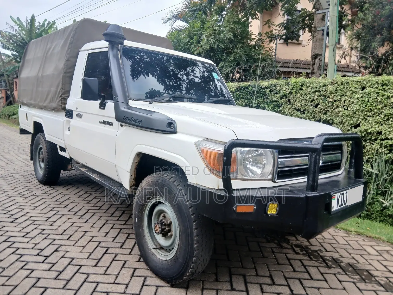 Toyota Land Cruiser 79 Series 2014 White