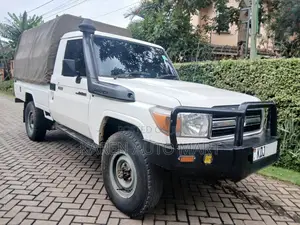 Toyota Land Cruiser 79 Series 2014 White