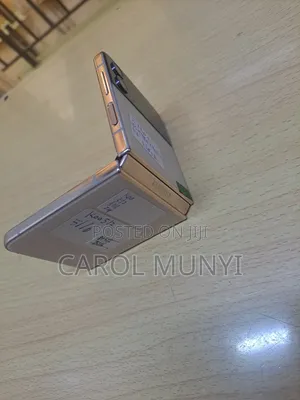 Samsung Galaxy Z Flip4 512 GB