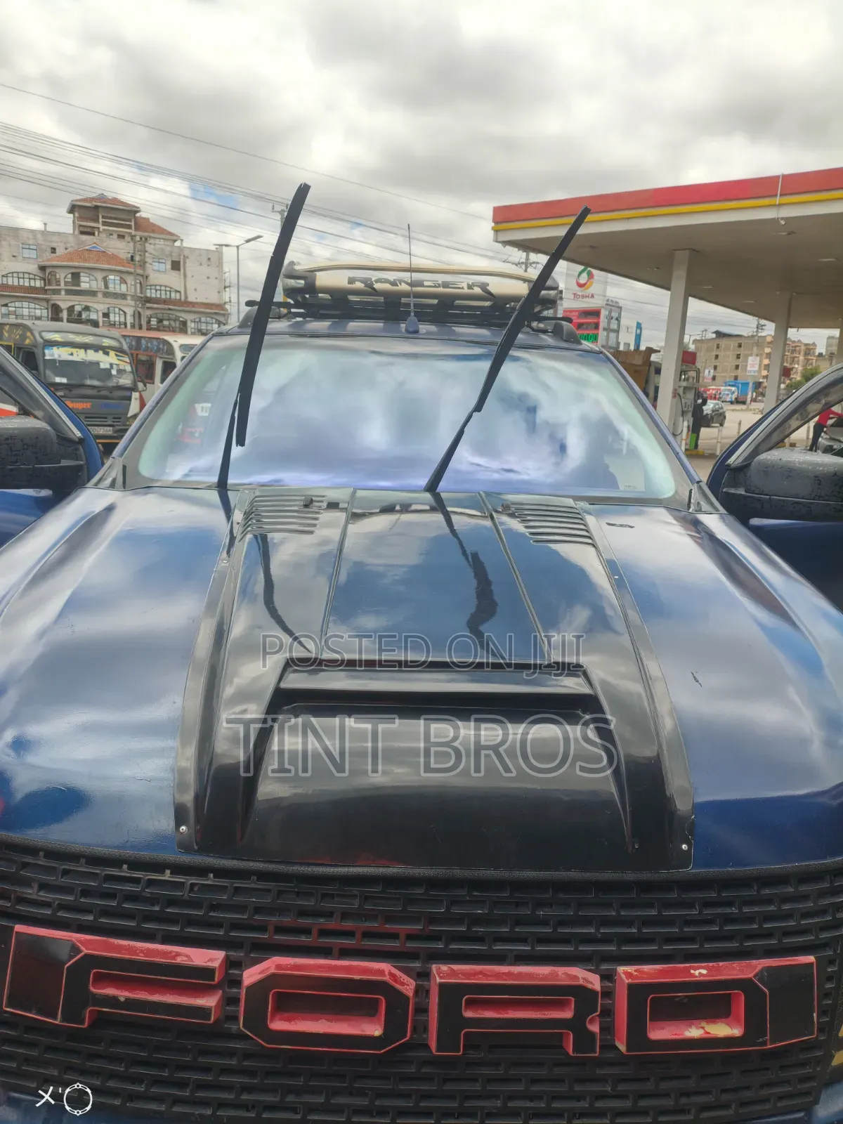Window Tinting|Nano Ceramic Side, Metallic Blue Chameleon Windscreen