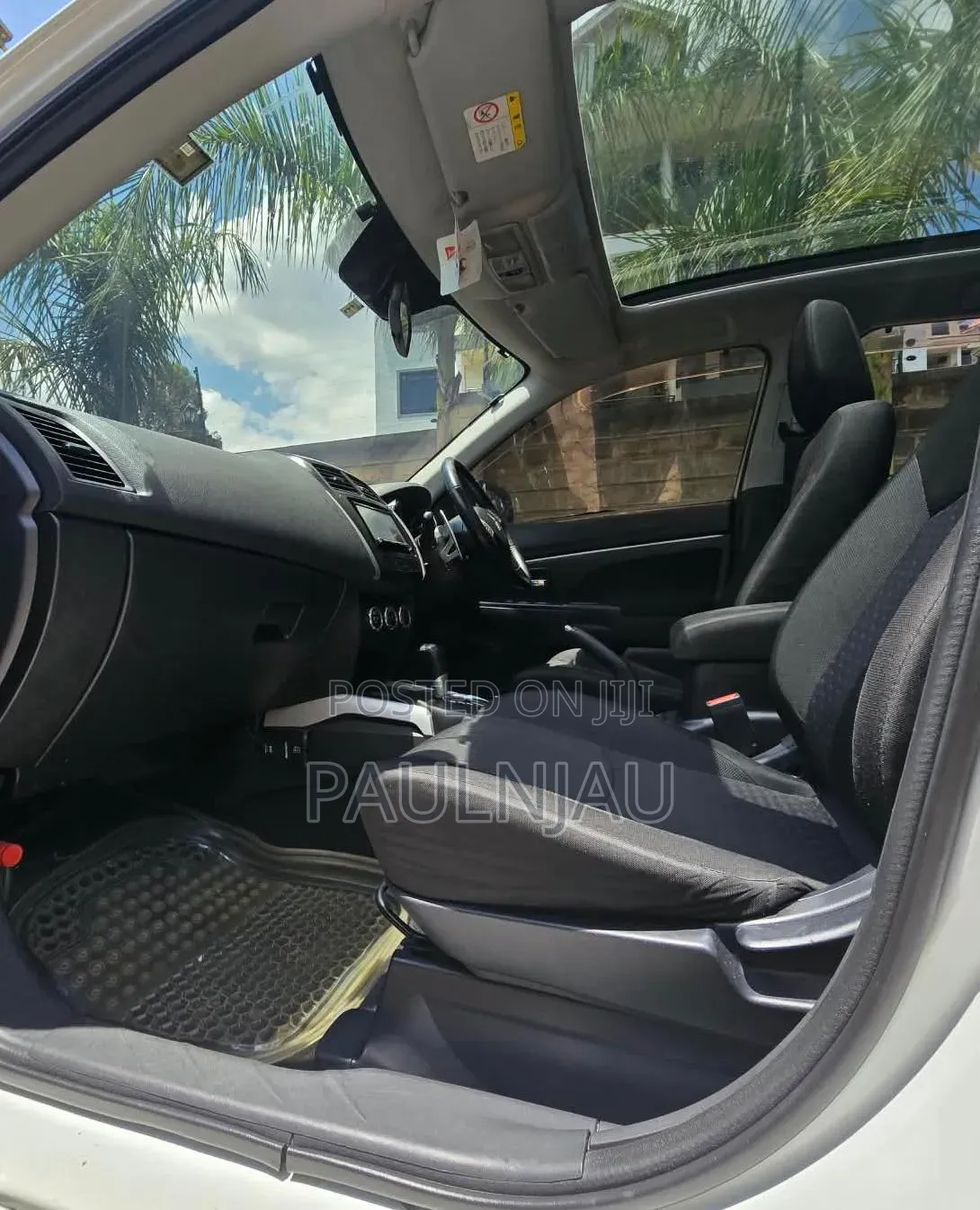 Mitsubishi RVR 2013 White