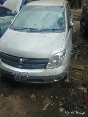 Toyota IST 2007 Gray