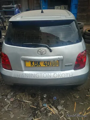 Toyota IST 2007 Gray