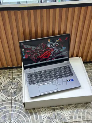 Laptop HP ZBook Fury 15 G8 32GB Intel Core i7 SSD 512GB