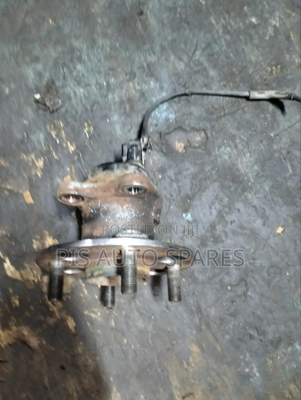 Toyota Belta Hub 2wd - thumbnail 2