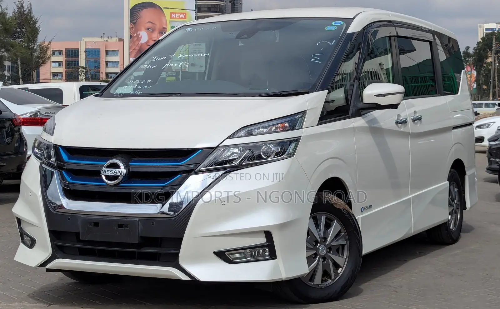 Nissan Serena 2019 White