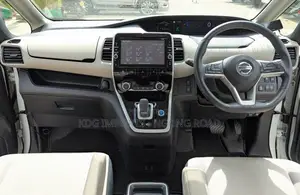 Nissan Serena 2019 White